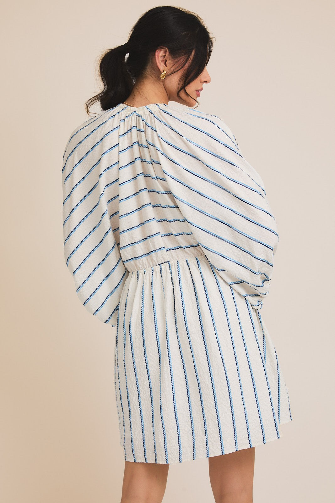 V-Neck Balloon Sleeve Dress (REG)