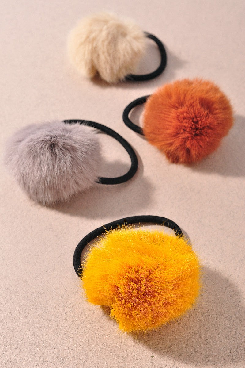 Pom Pom Hair Tie