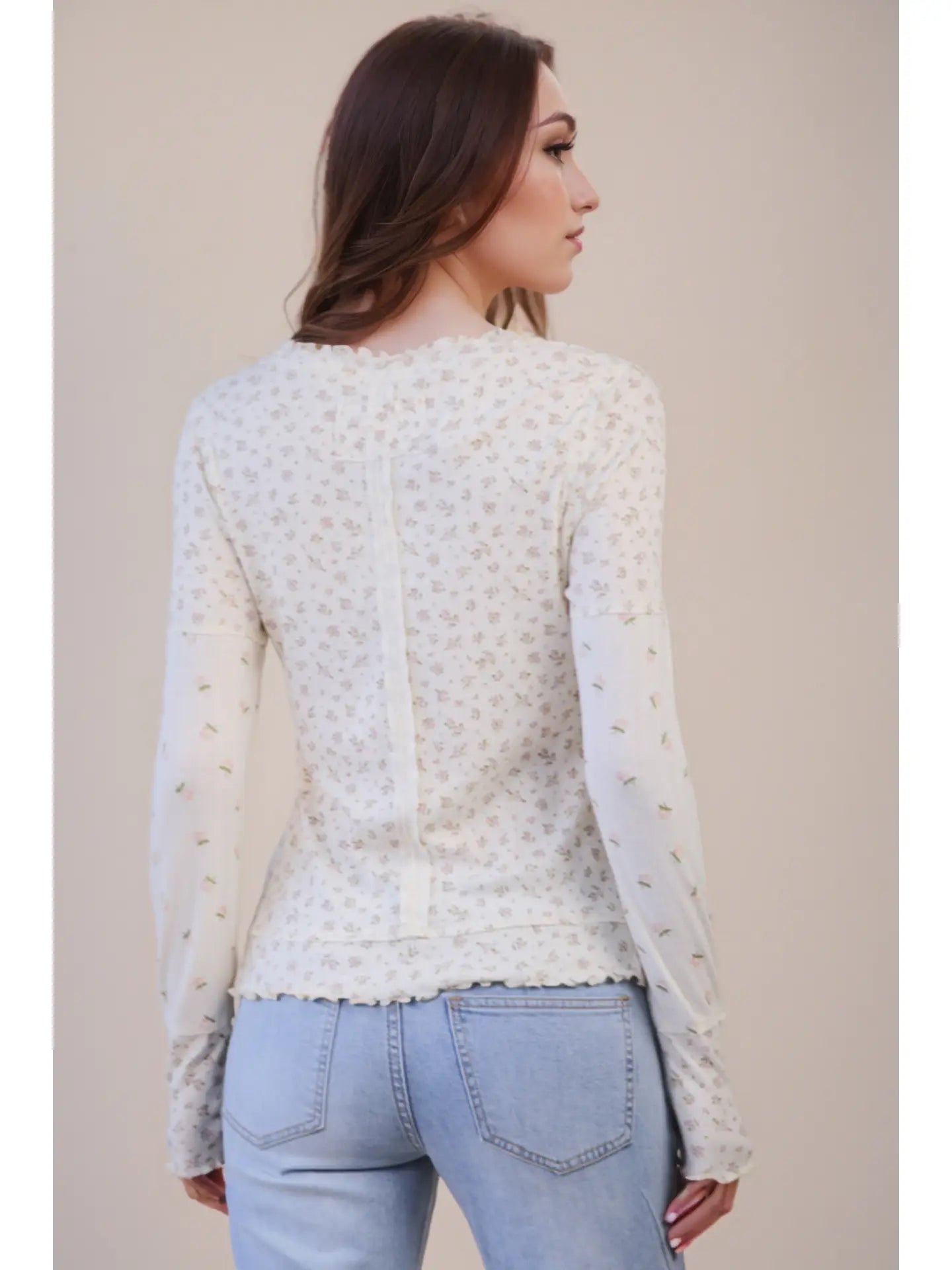 Fitted Floral Top in Blush (REG)