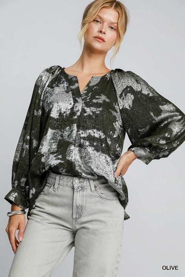 Metallic Notch Top in Olive (REG)