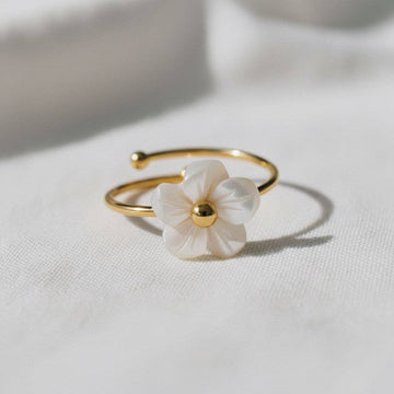 Floral Shell Ring