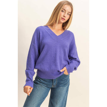 Relaxed V-Neck Sweater in Iris Purple (REG)