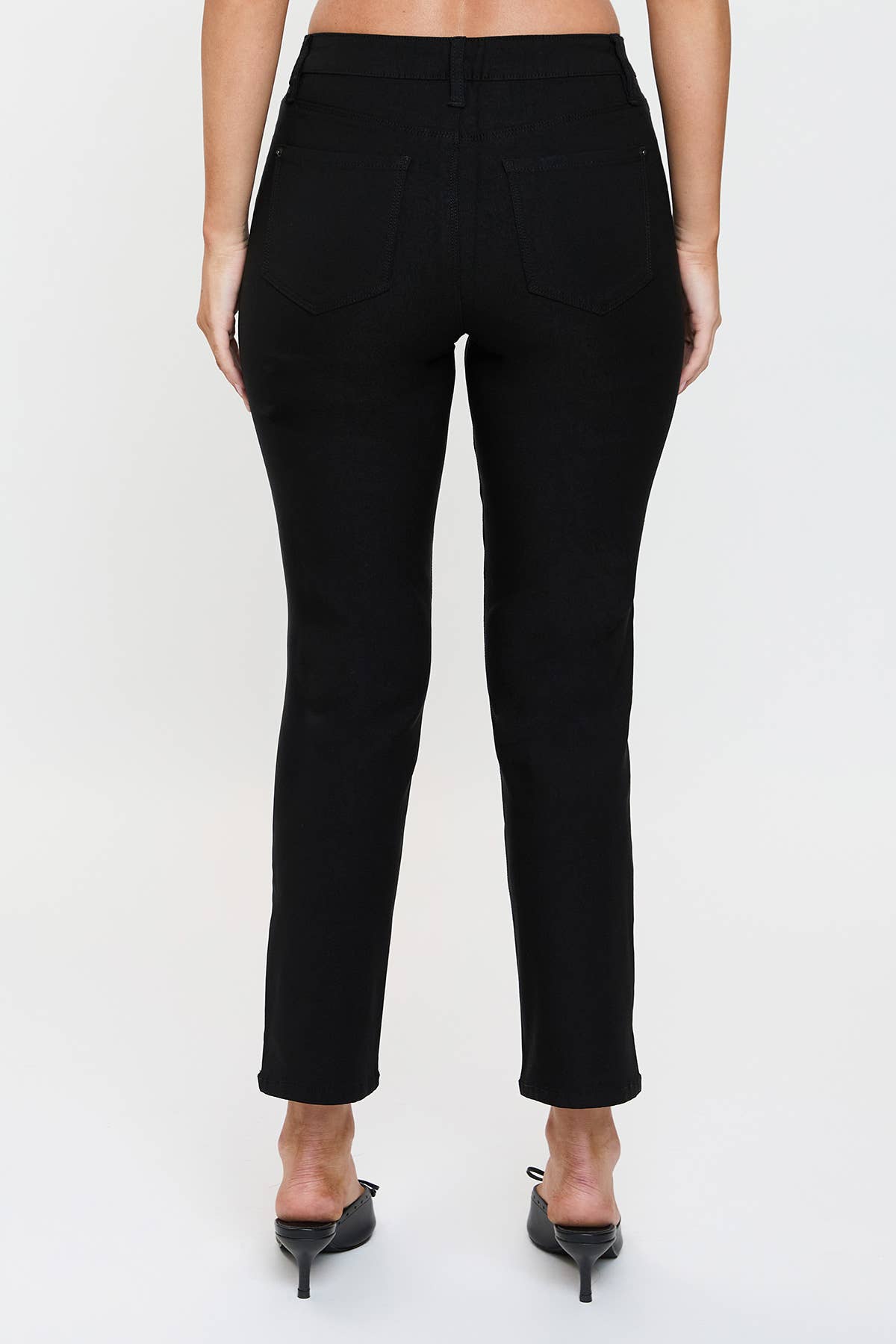 Hyperstretch Cropped Straight Pants in Dark Berry (REG)
