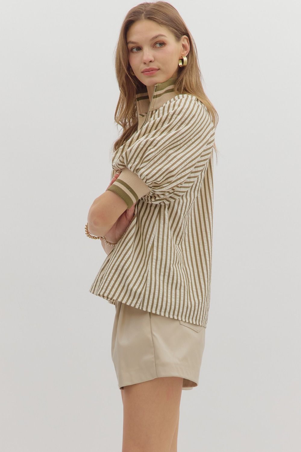 Half Zip Puff Sleeve Top in Olive (REG/PLUS)