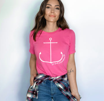 Set Sail in Vermilion Tee in Pink (REG/PLUS)