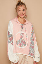 Flowers and Peace Top in Salmon Pink (REG)