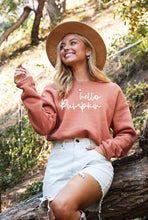 Hello Pumpkin Graphic Sweatshirt (REG)