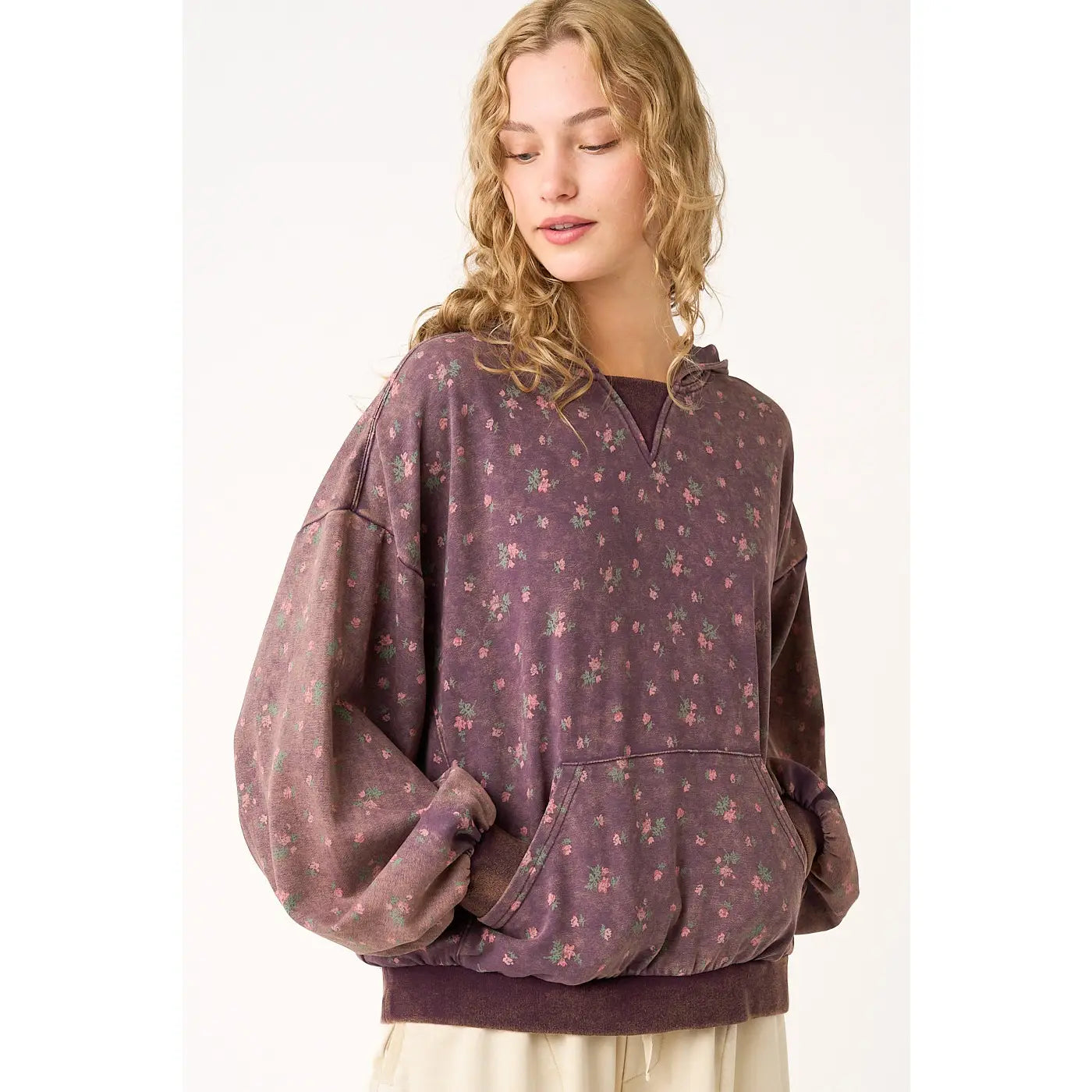 Dainty Floral Hooded Sweatshirt in Plum (REG)