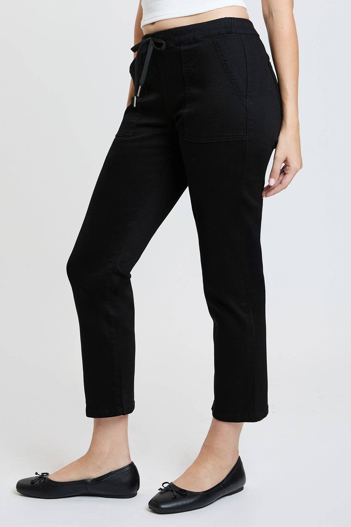 YMI Pull On Crop Jogger Pants in Black (REG)