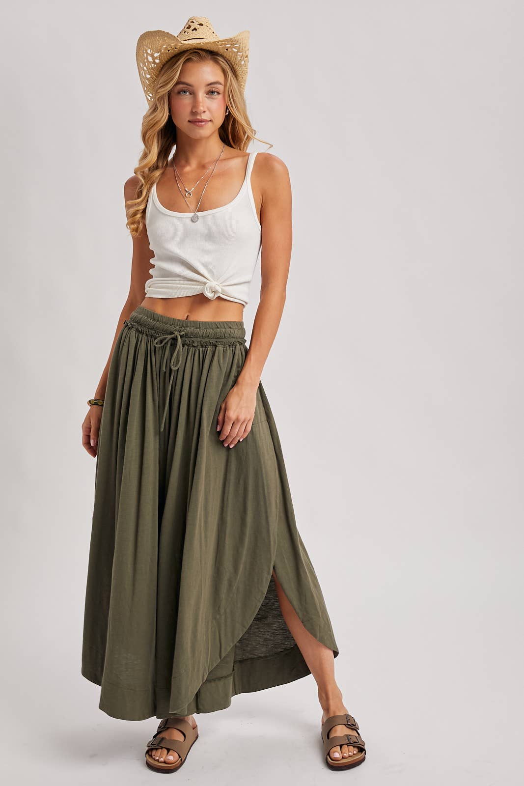Side Slit Wide Leg Pants in Olive (REG)