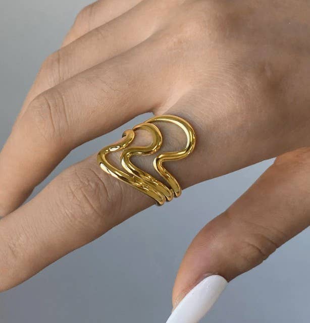 18K Wavy Stainless Steel Ring