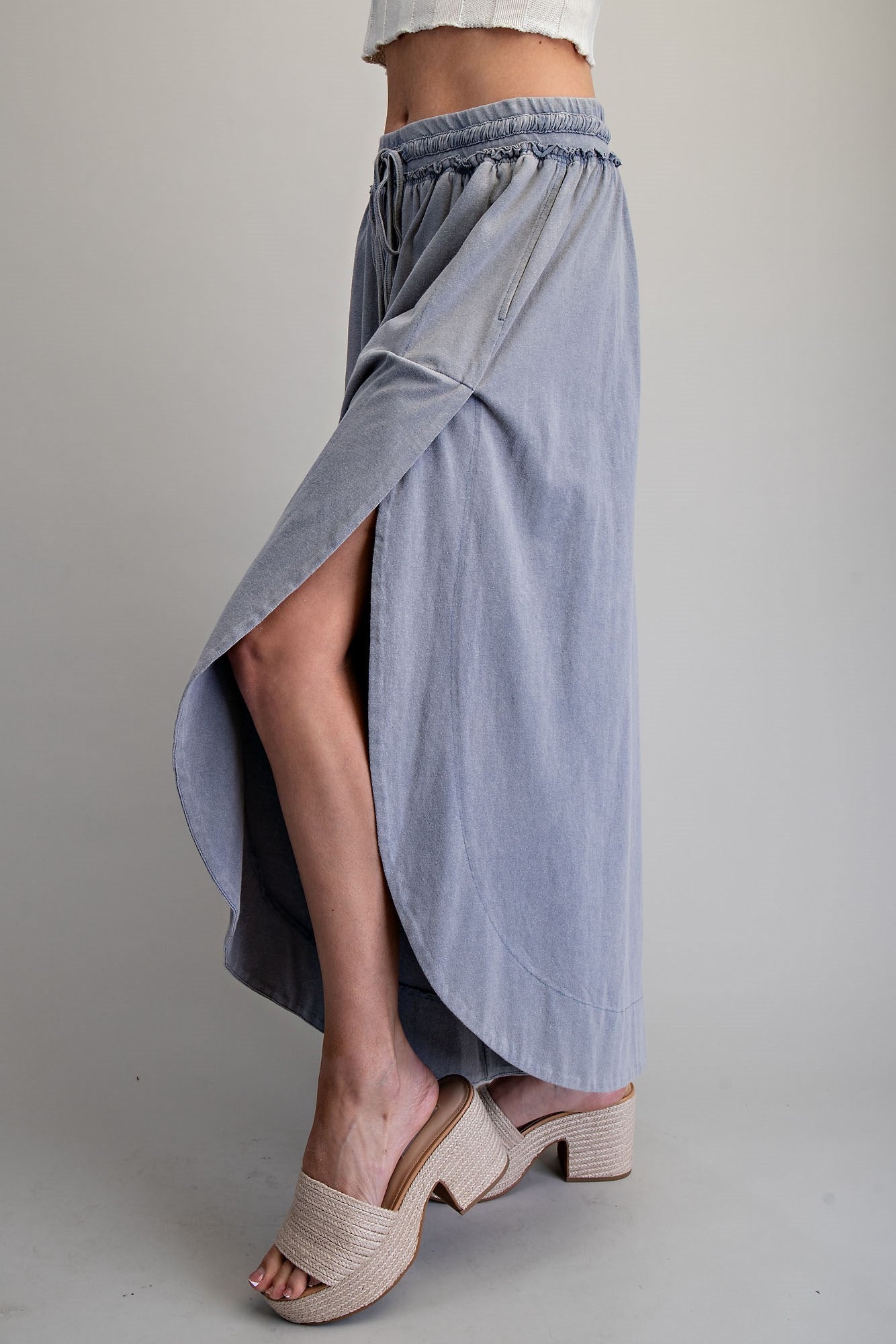 Side Slit Wide Leg Pants in Denim (REG)