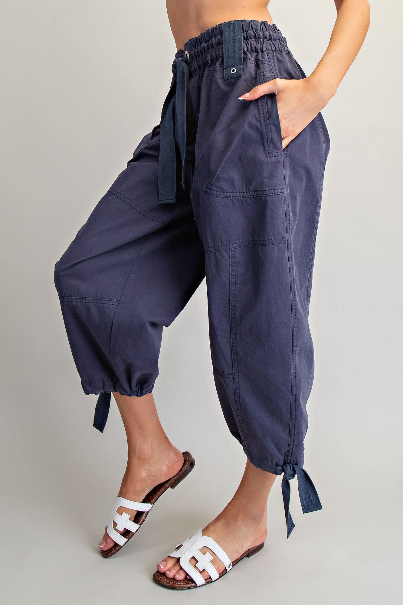 Tie Cuff Cargo Pants in Navy (REG)
