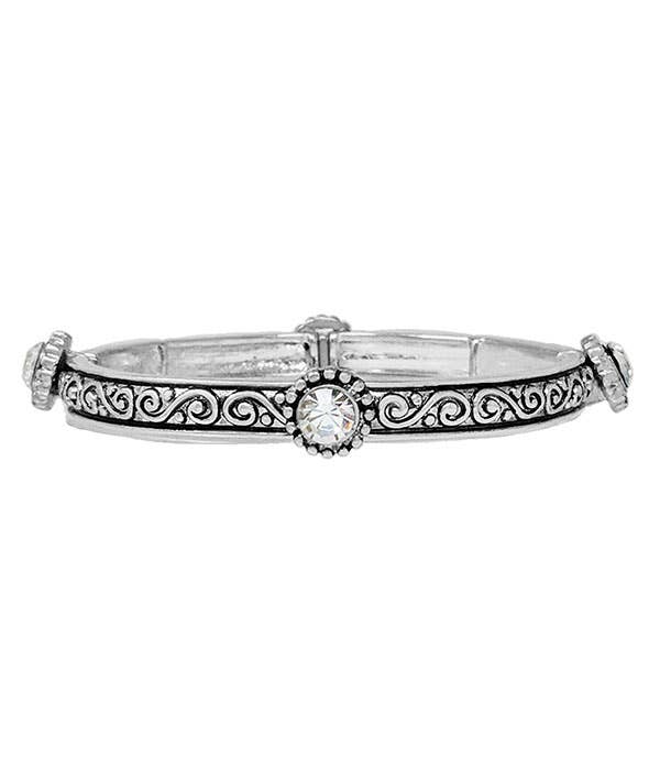 Textured Circle Stone Bracelet