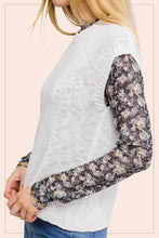 Sleeveless Ribbed Knit Sweater in White (REG)