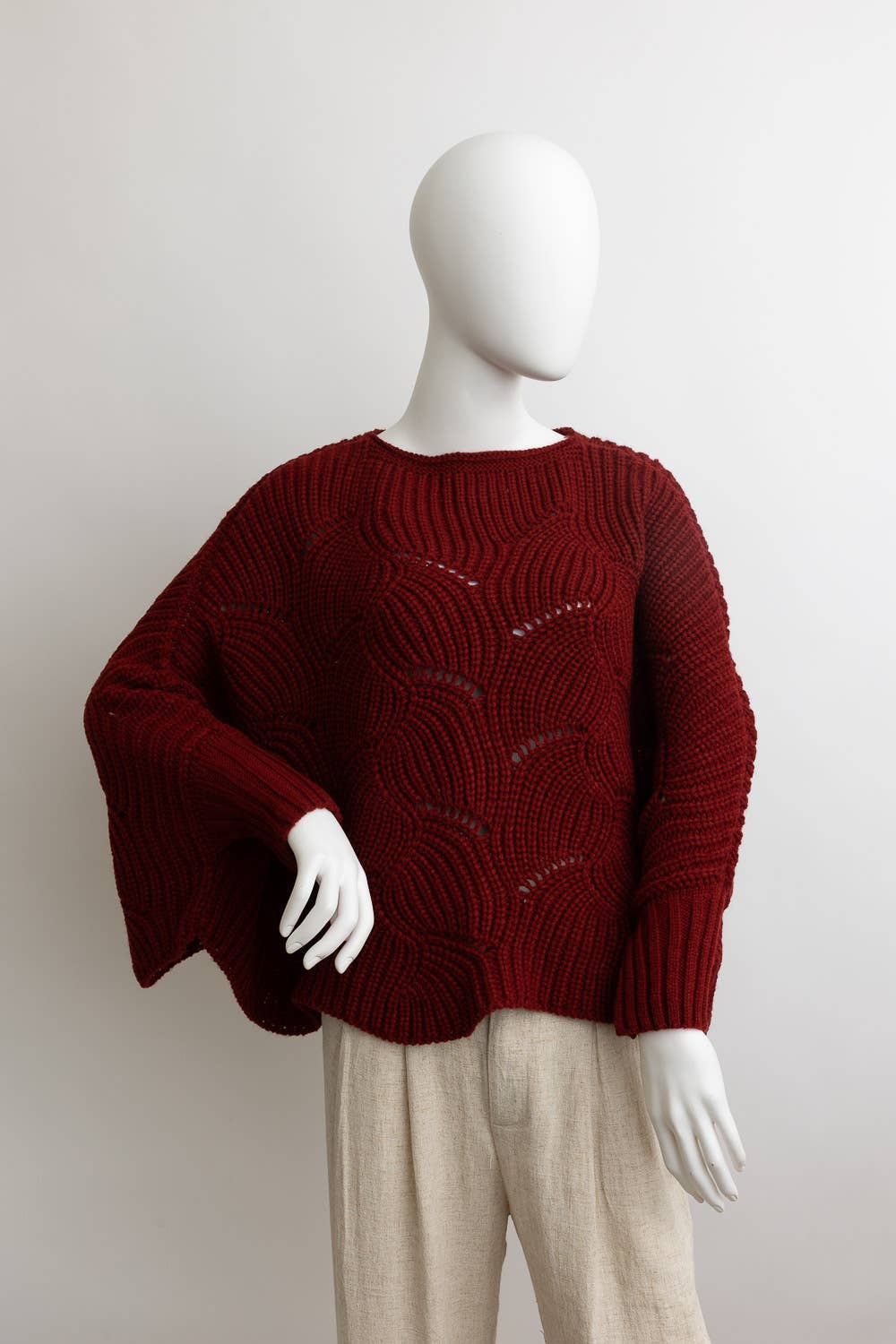 Knit Pattern Poncho Top in Burgundy (REG)
