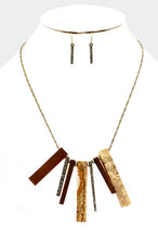 The Rhinestone Rectangular Bead Wood Necklace