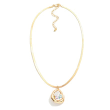 Dreamy Pearl Necklace