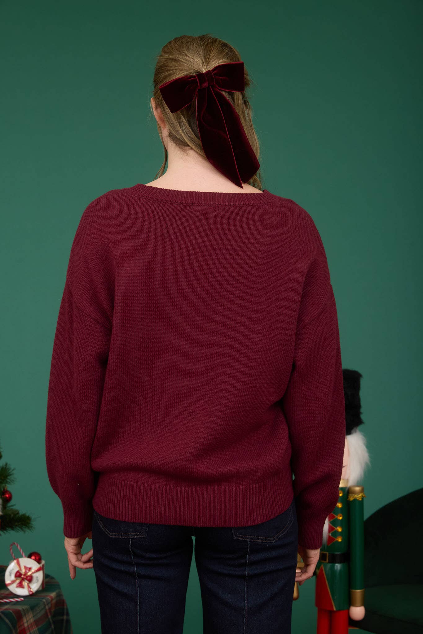 Teddy Bear Pullover Sweater in Burgundy (REG)