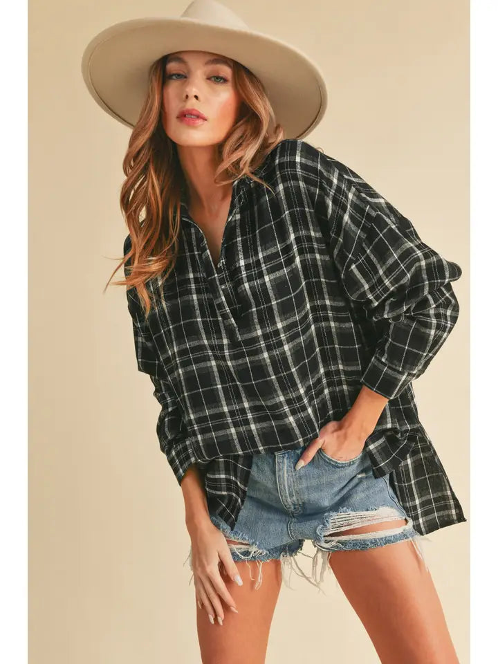 Tamra Plaid Top in Black (REG)