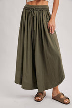 Side Slit Wide Leg Pants in Olive (REG)