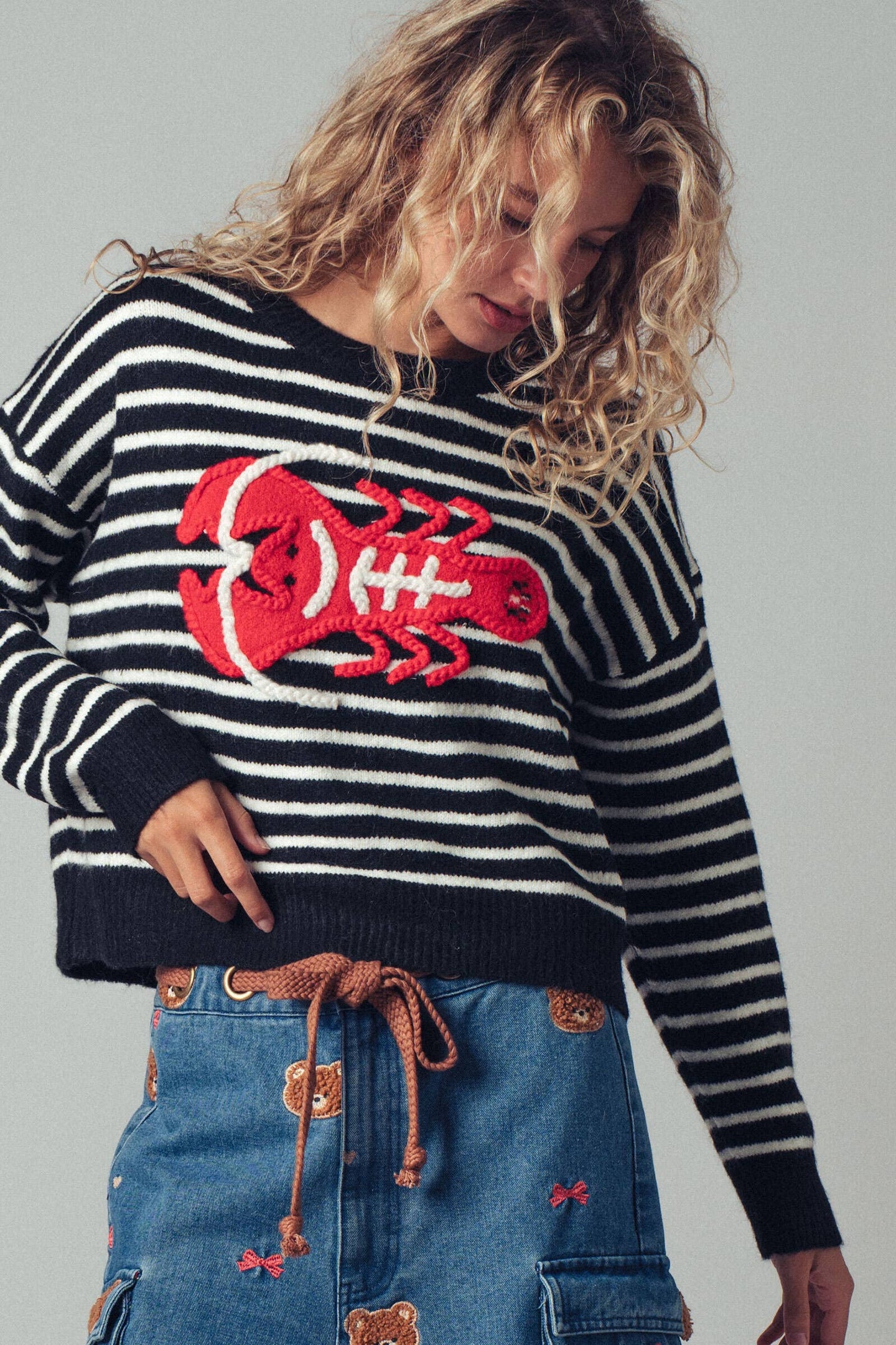 Embroidered Lobster Sweater in Ivory/Black (REG)