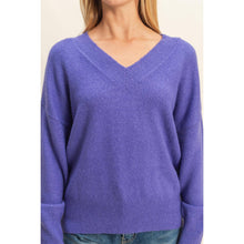 Relaxed V-Neck Sweater in Iris Purple (REG)