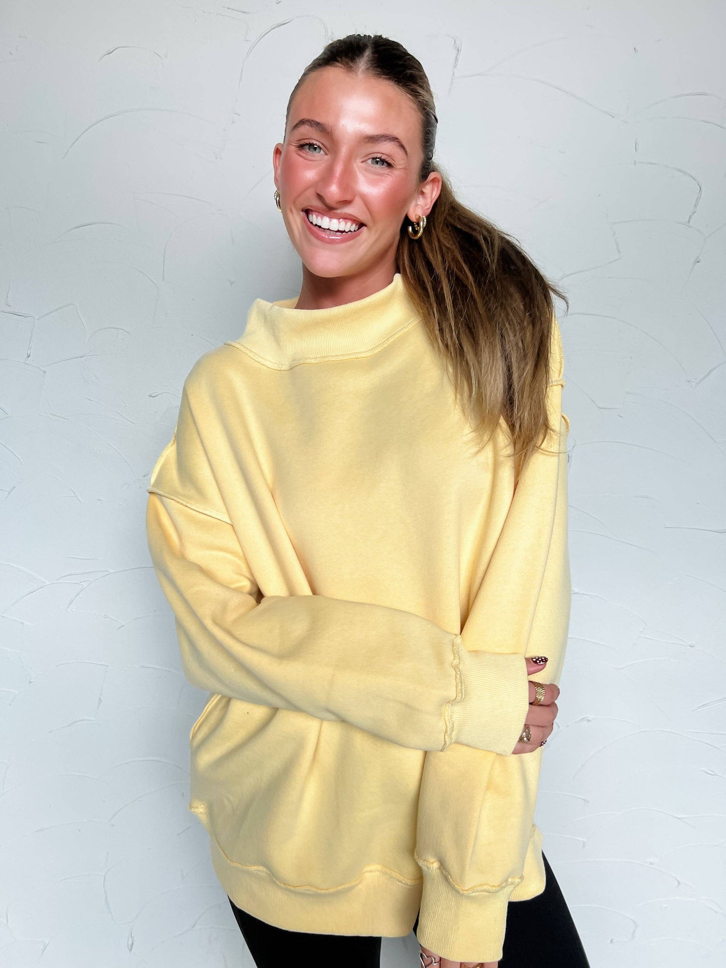 Blank Mock Neck Sweatshirt in Yellow (REG)