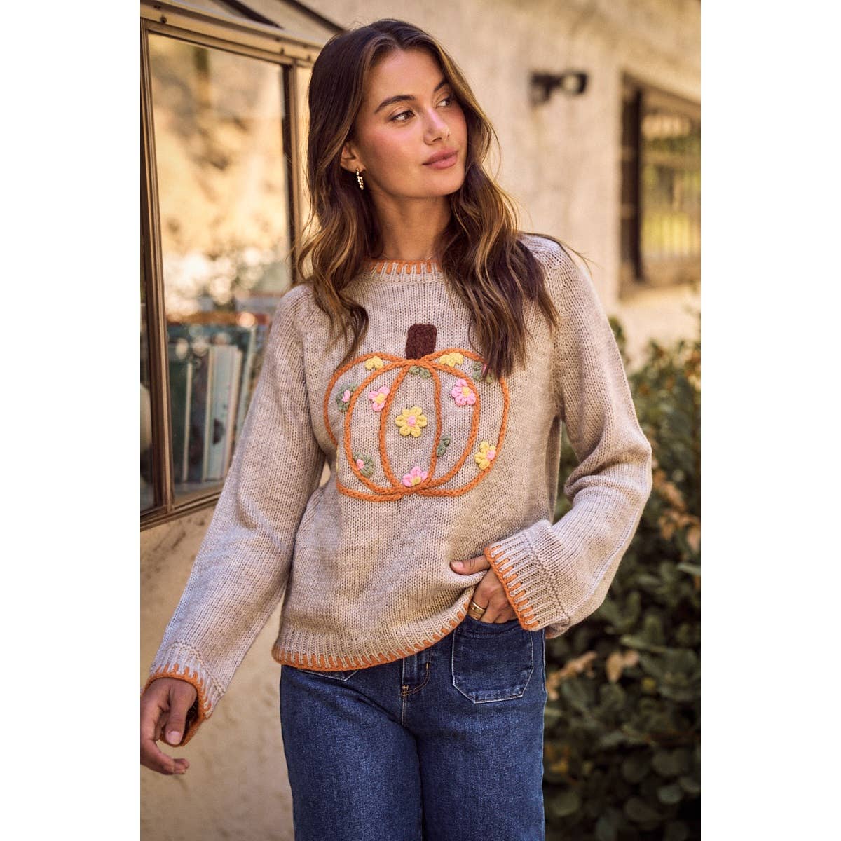 Floral Pumpkin Sweater in Taupe (REG)