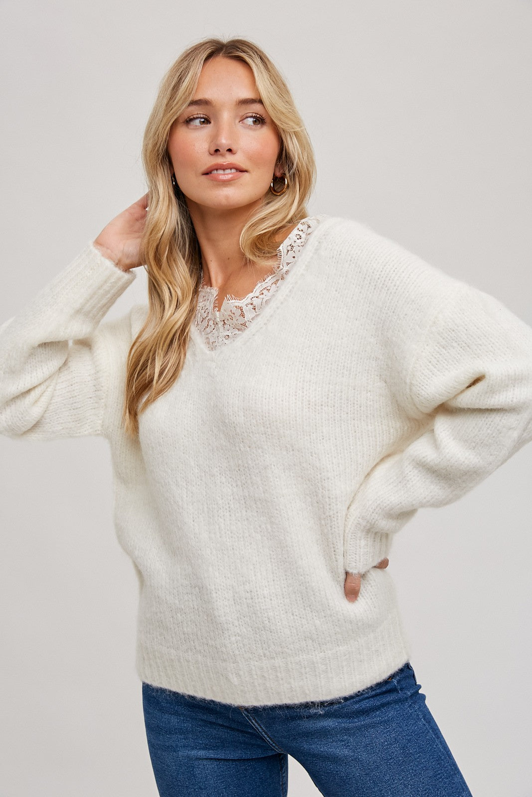 Lace Trim V-Neck Sweater in Ivory (REG)