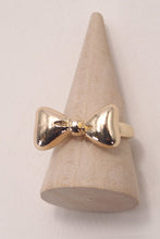 Tiny Bow Ring