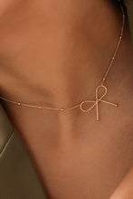 Dainty and Simple Bow Necklace