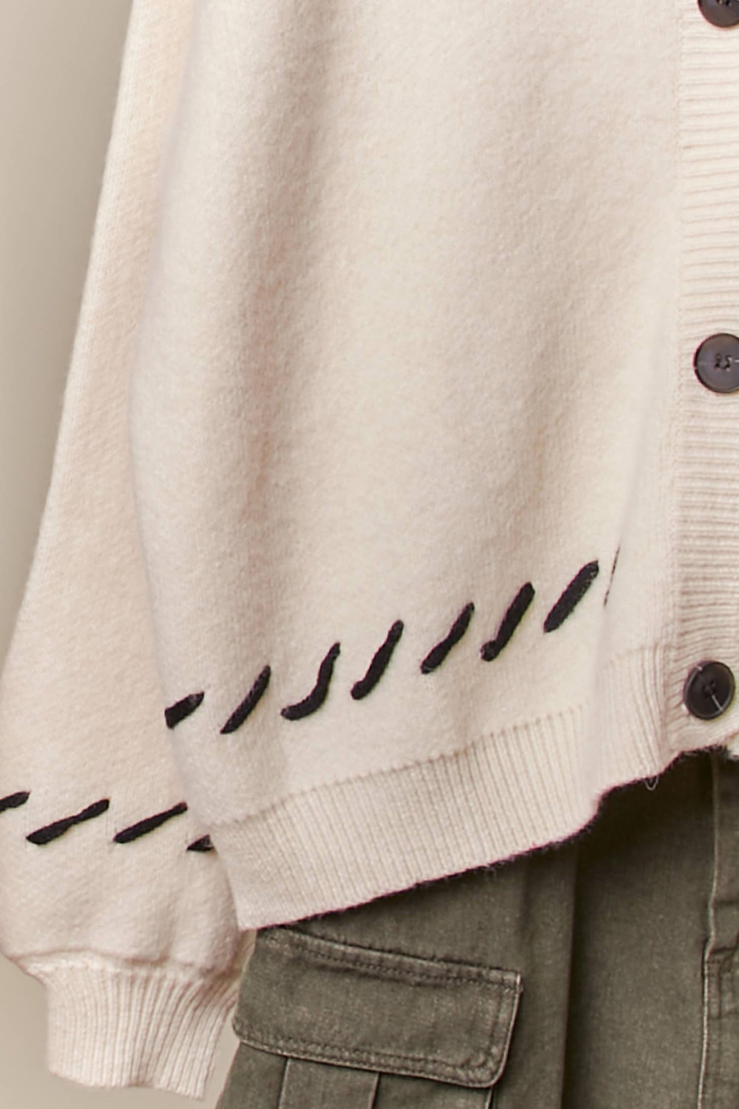 Stitched Heart Cardigan (REG)