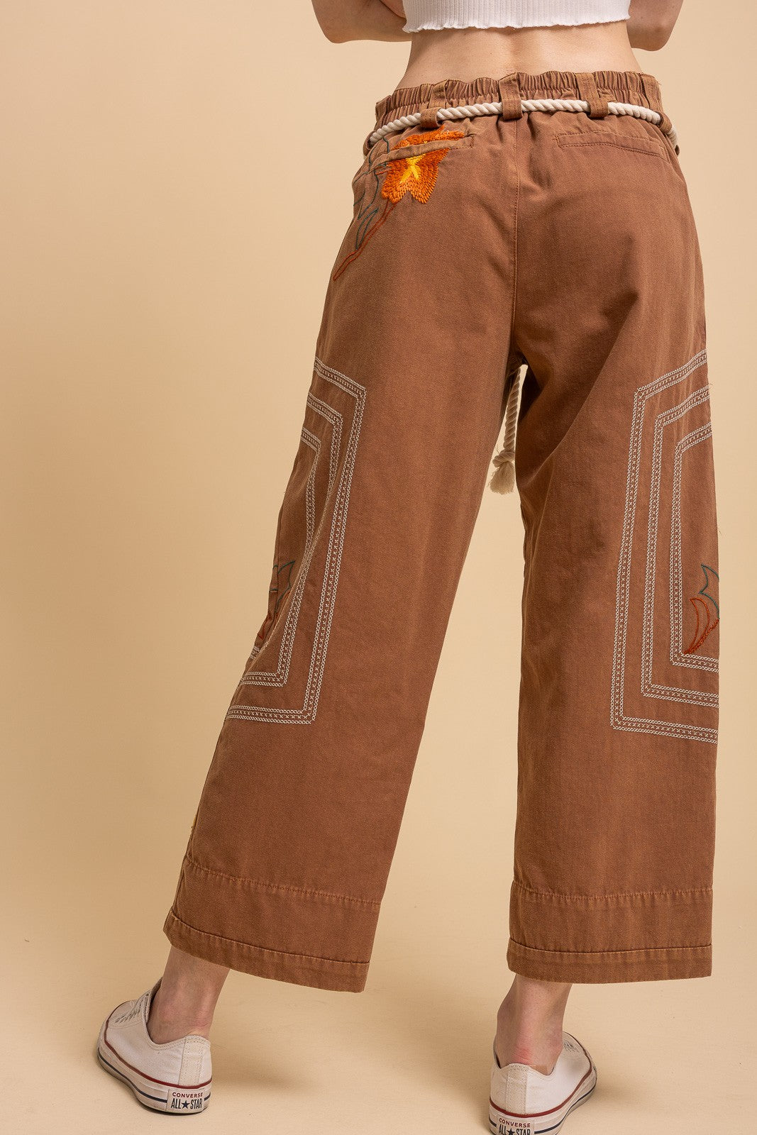Embroidered Floral Pants in Brick (REG)