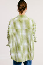 Oversized Gingham Top in Leaf (REG/PLUS)