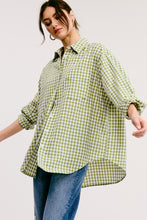 Oversized Gingham Top in Leaf (REG/PLUS)
