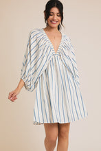 V-Neck Balloon Sleeve Dress (REG)