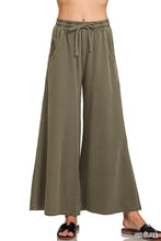 Washed Wide Leg Sweatpants in Olive (REG)