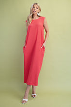 Textured Midi Dress in Coral (REG)