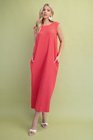 Textured Midi Dress in Coral (REG)