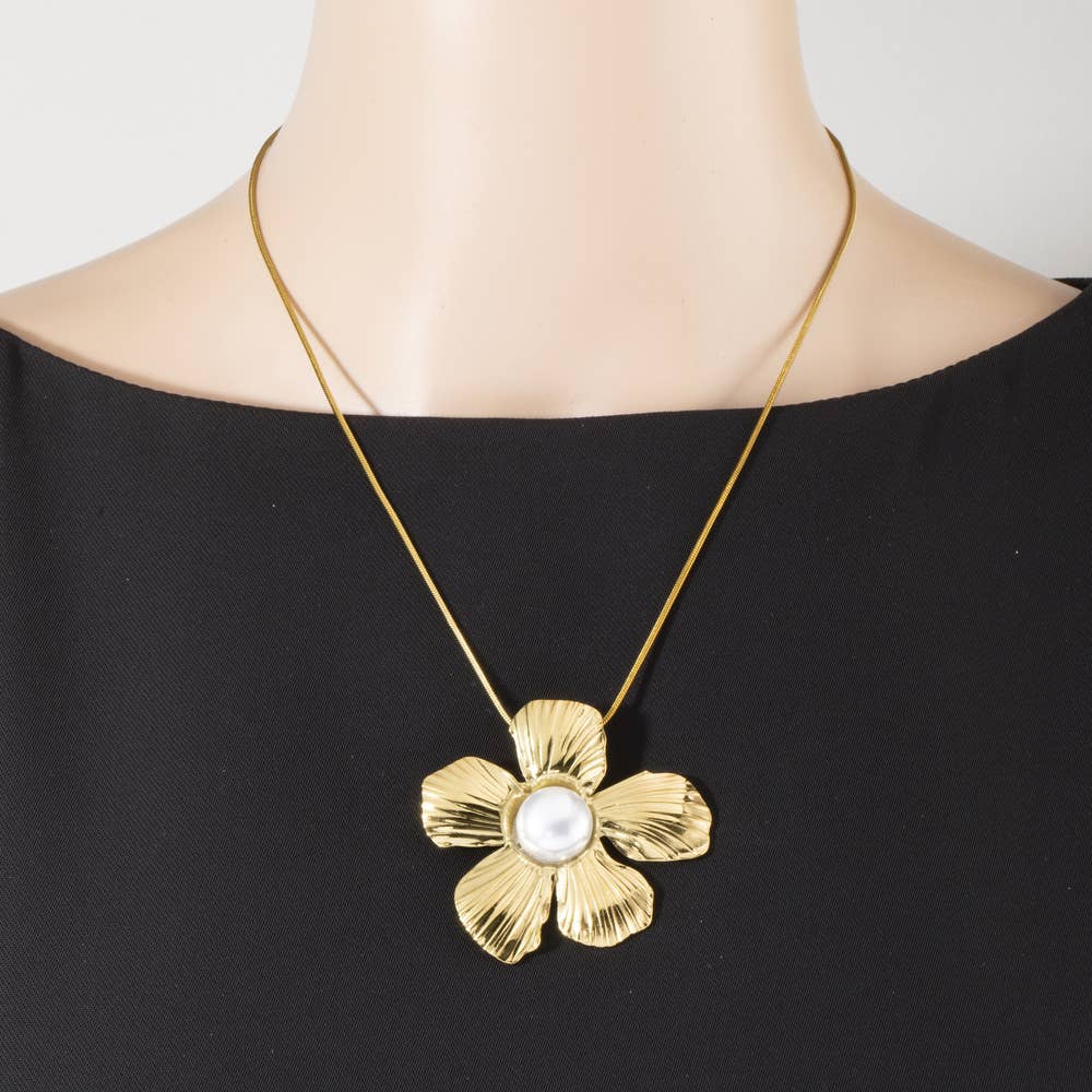 Stainless Steel Textured Flower Necklace w/ Pearl