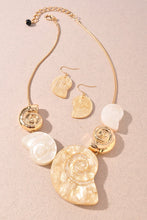 Sea Life Shell Necklace