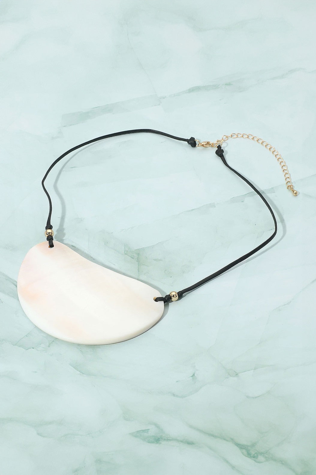 Natural Shell Cord Necklace