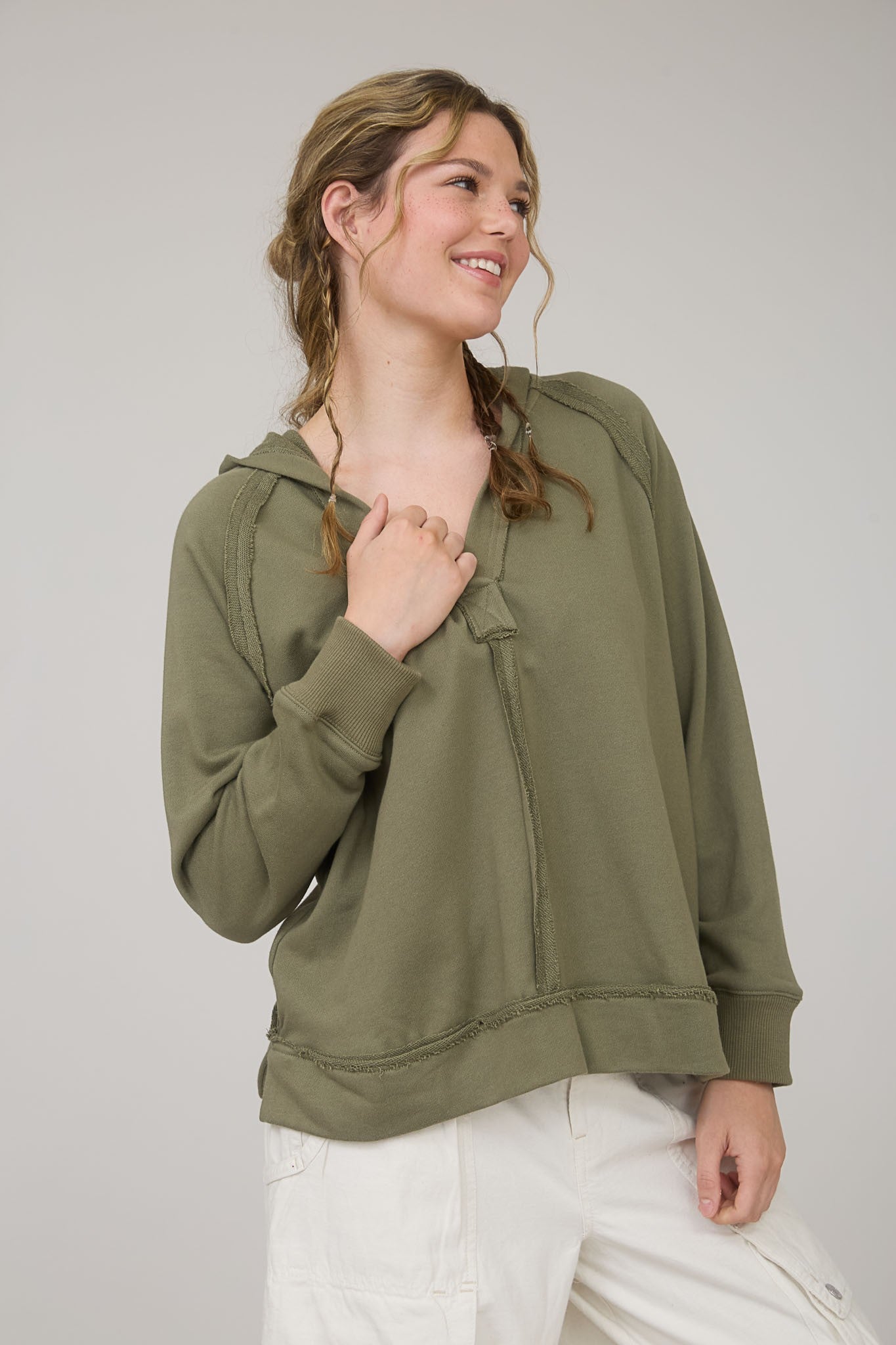 Hooded Raw Edge Top in Light Olive (REG/PLUS)