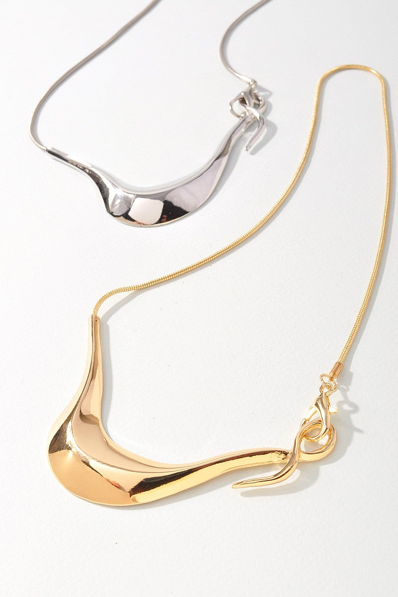 Wavy Design Statement Necklace