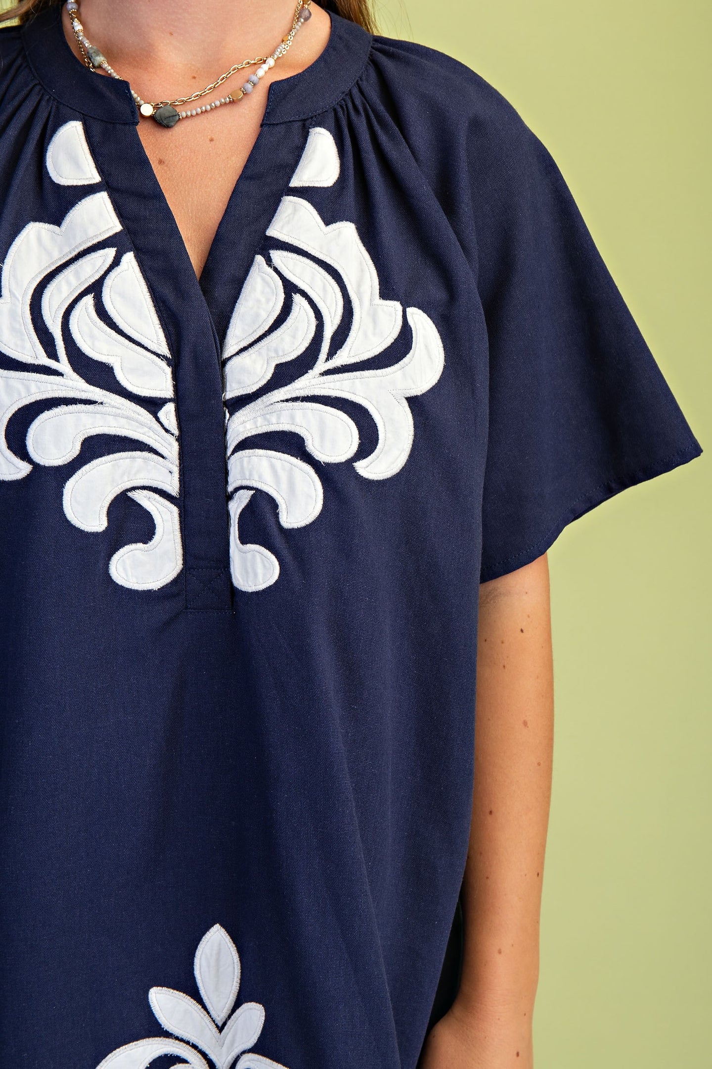 Embroidered V-Neck Linen Dress in Navy (REG)