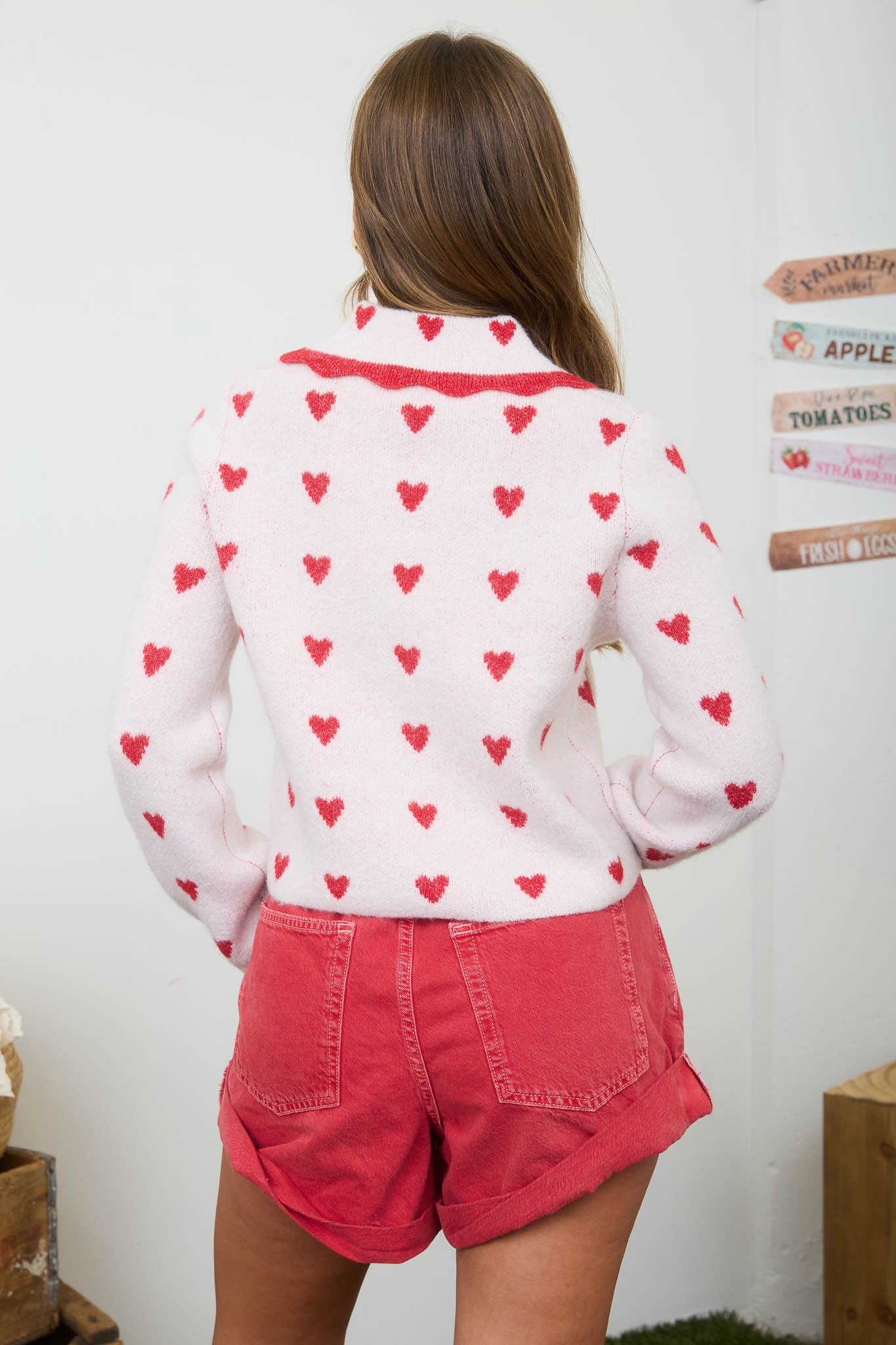 Scallop Heart Cardigan in Cream (REG)