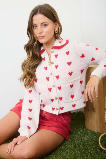 Scallop Heart Cardigan in Cream (REG)