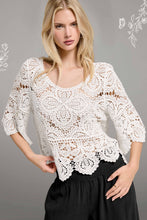 Daisy Floral Crochet Top (REG)