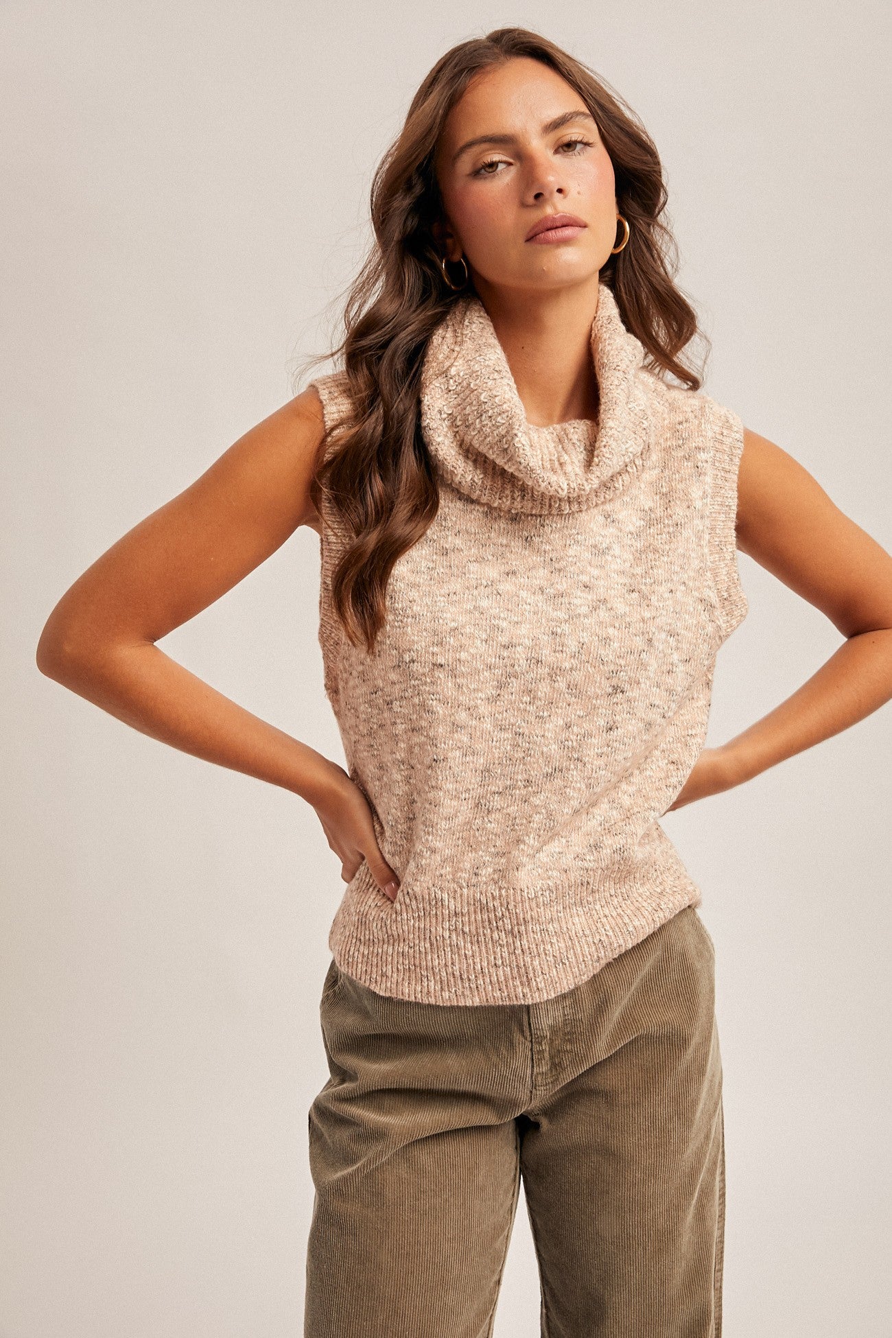 Sleeveless Heathered Turtleneck Sweater (REG)